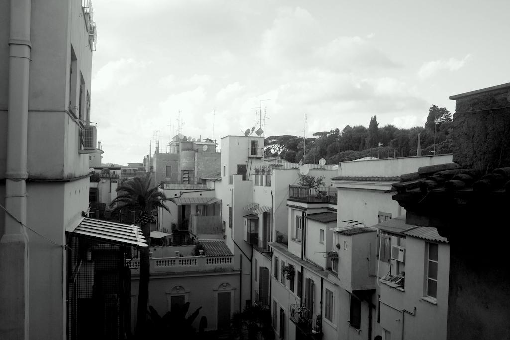 Erida Apartment Spanish Steps Rome Bilik gambar